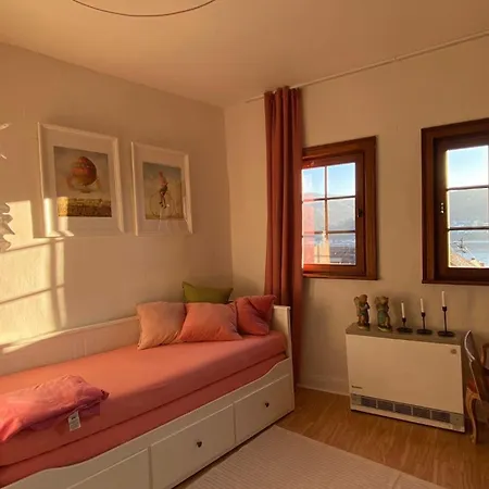 House Four Castles View - A Whole House For You!! Holiday home